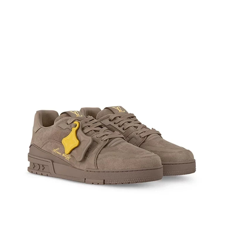 LV Trainer Taupe