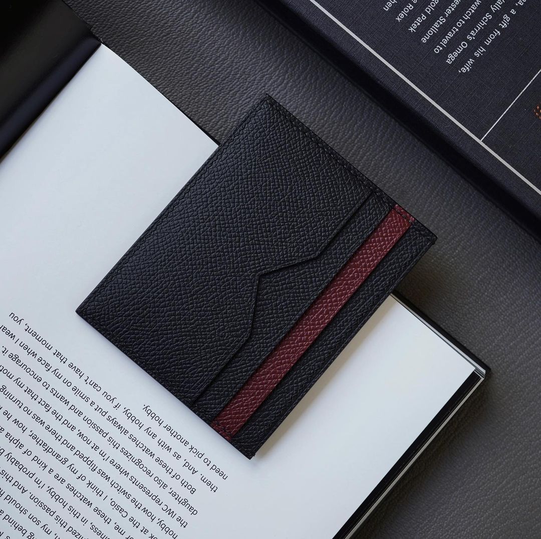 Black x Bordeaux Flat card holder