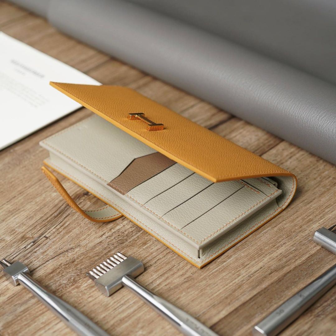 Mustard x Beige Long wallet