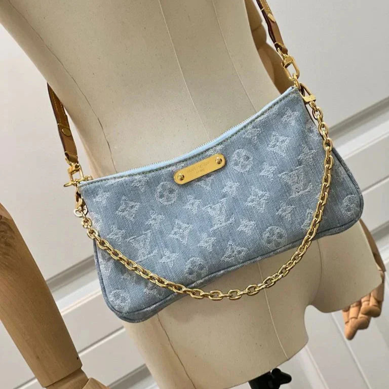 Liv Pochette