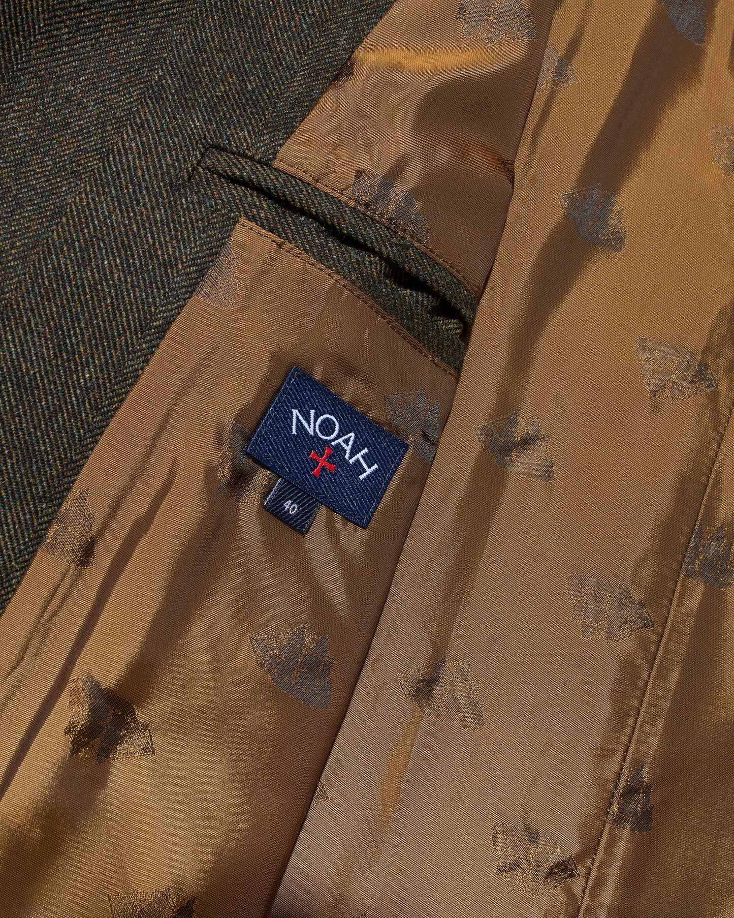 Peak Lapel Single-Breasted Jacket