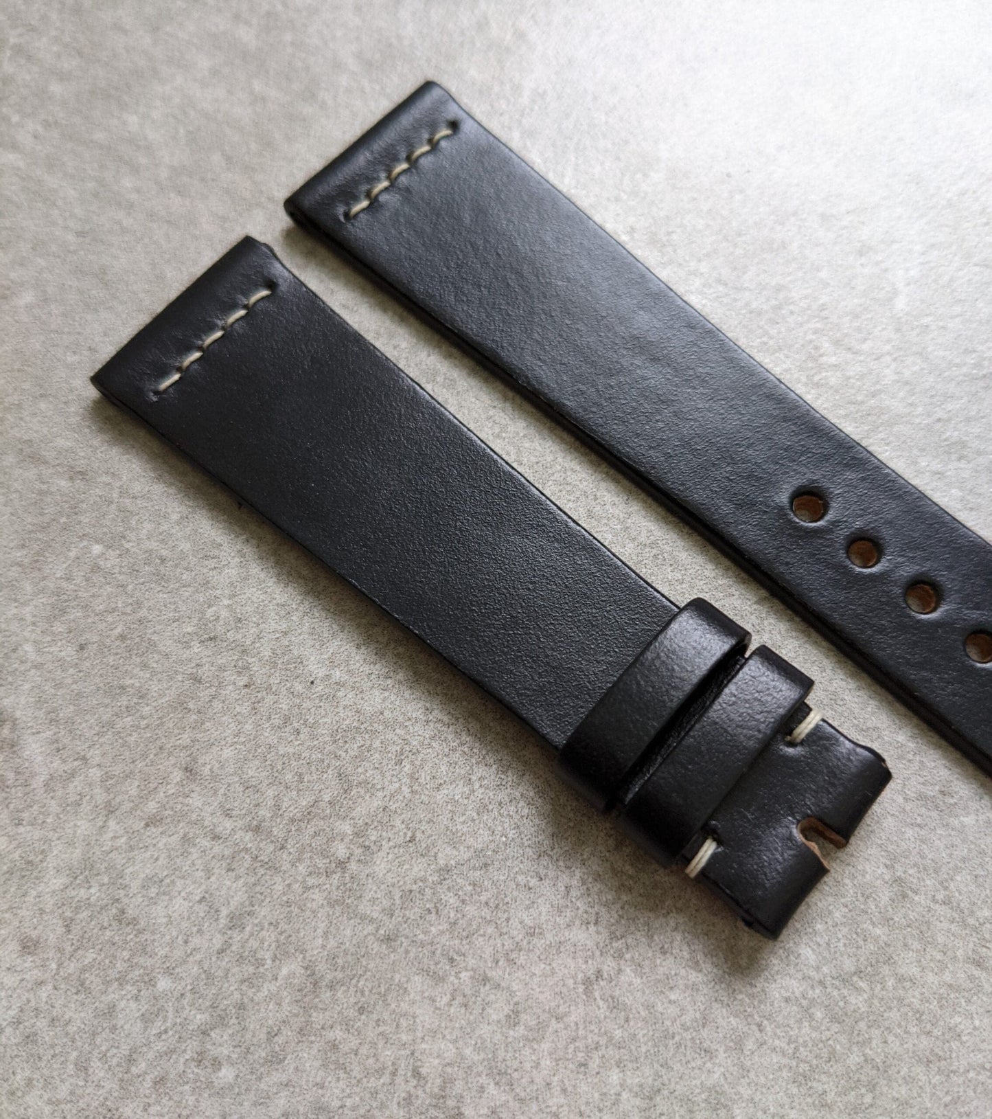 Chromexcel Vintage Strap Stitch - Black W/Cream stitch