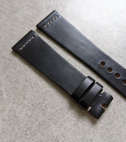 Chromexcel Vintage Strap Stitch - Black W/Cream stitch