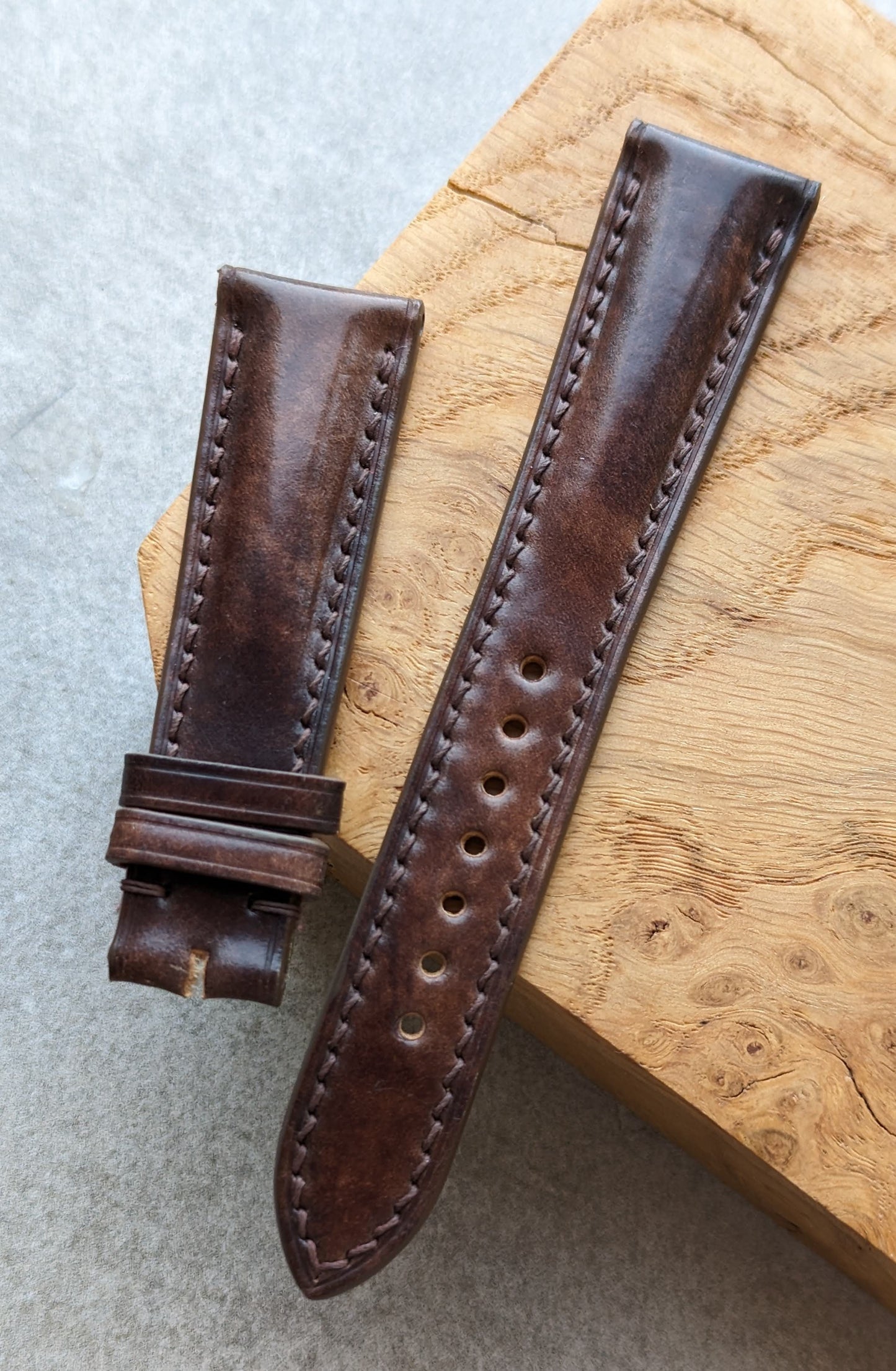 Shell Cordovan Watch Strap - Dark Brown Marbled Museum