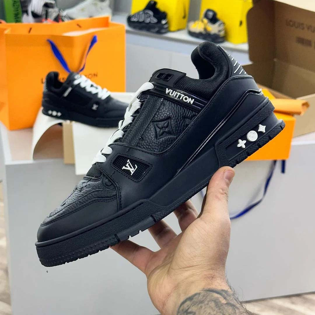 Louis Vuitton LV Trainer All Black