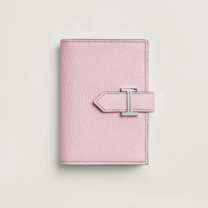 Bearn card holder