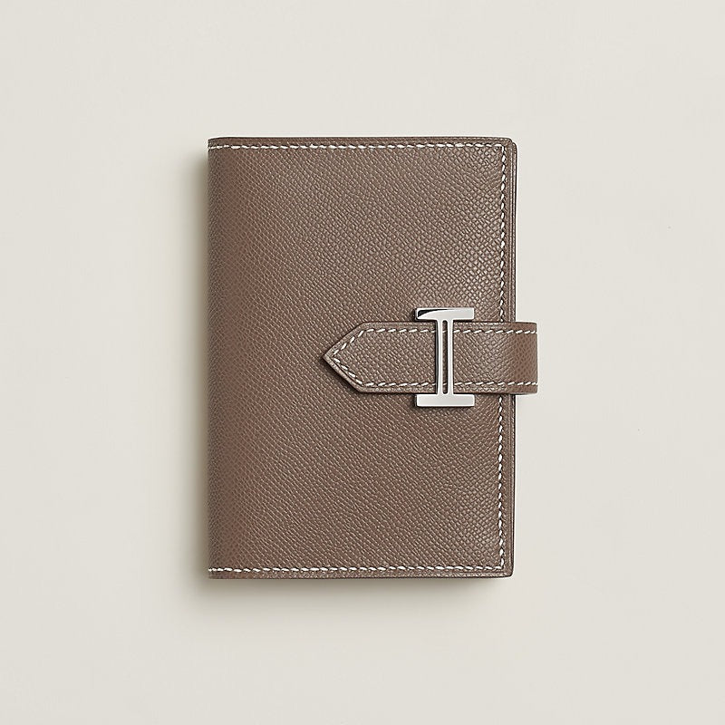 Bearn card holder
