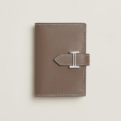 Bearn card holder