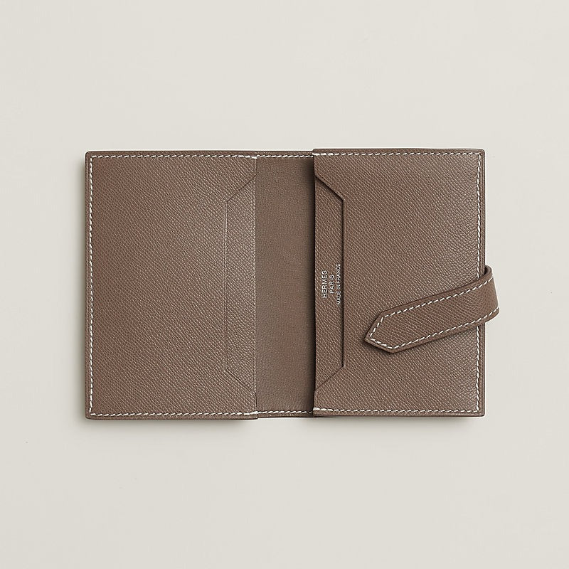 Bearn card holder